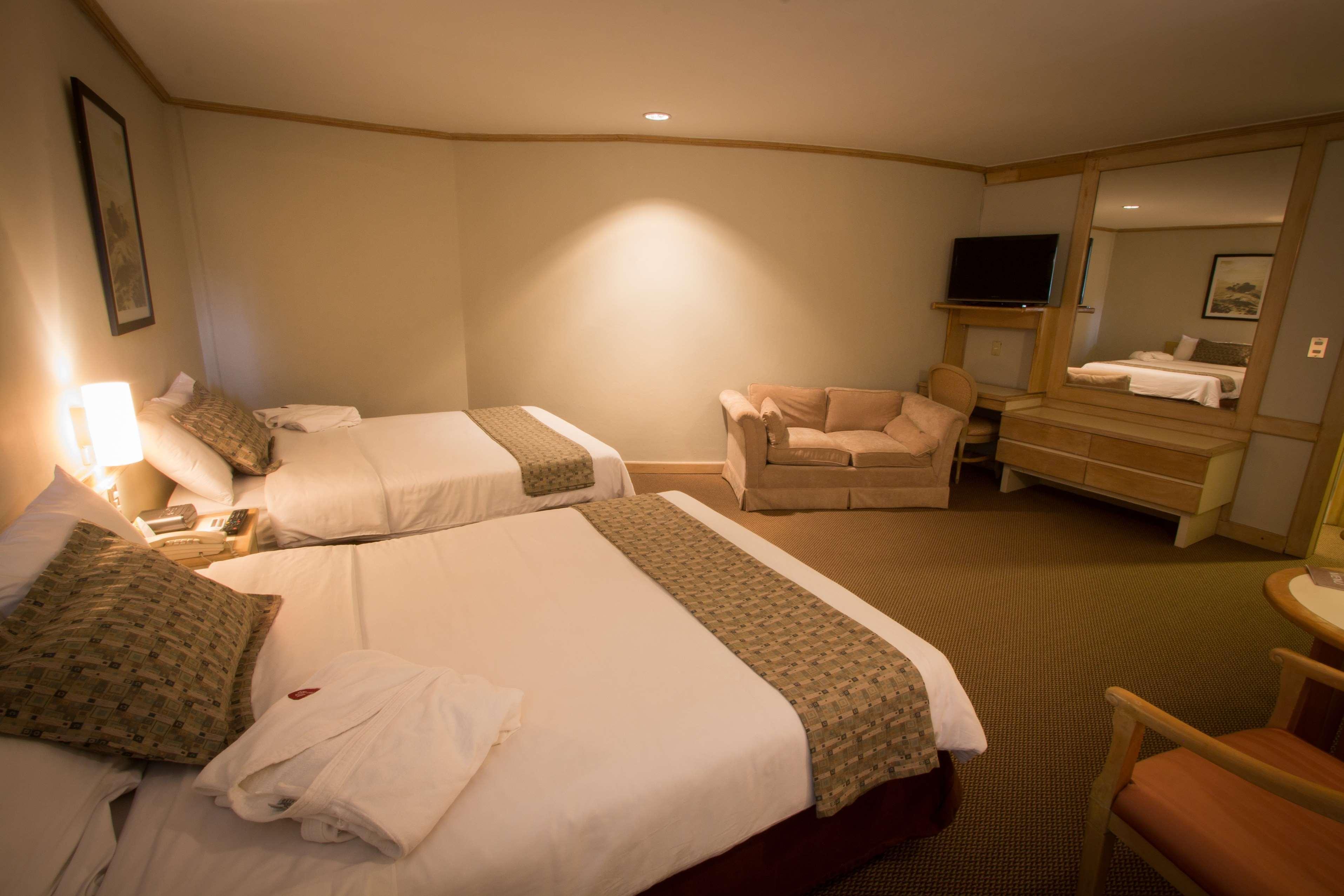 Best Western Plus - Magee Inn & Suites Экстерьер фото