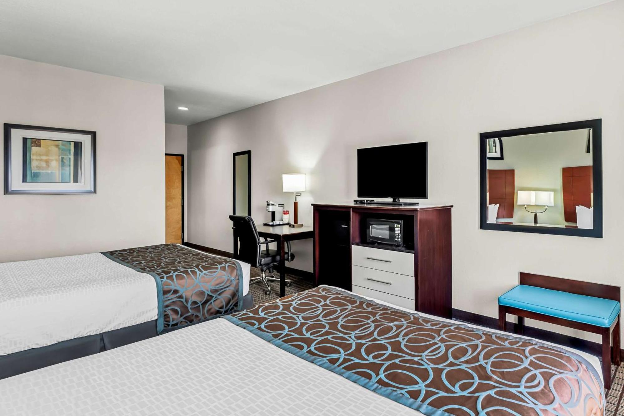 Best Western Plus - Magee Inn & Suites Экстерьер фото